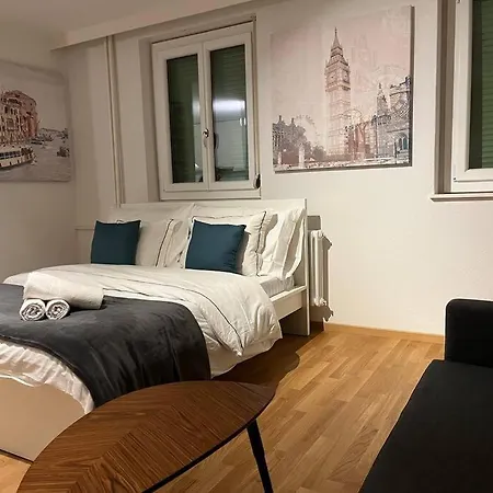 5 Minutes A Pied De La Gare Apartment