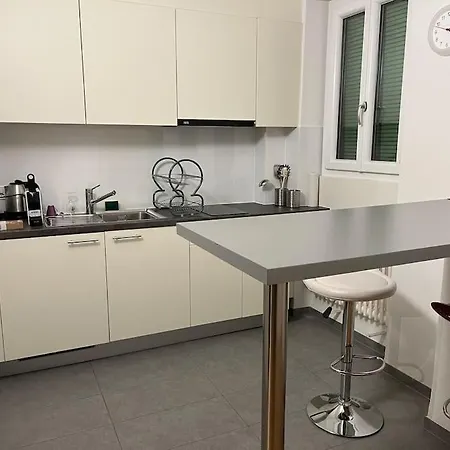 5 Minutes A Pied De La Gare Apartman Lausanne