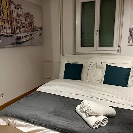5 Minutes A Pied De La Gare Apartment
