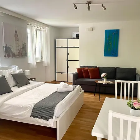 5 Minutes A Pied De La Gare Apartman