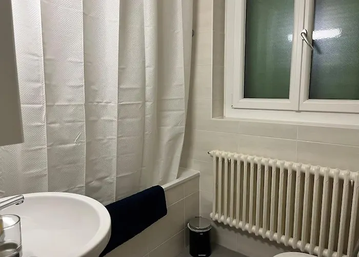 5 Minutes A Pied De La Gare Apartment *