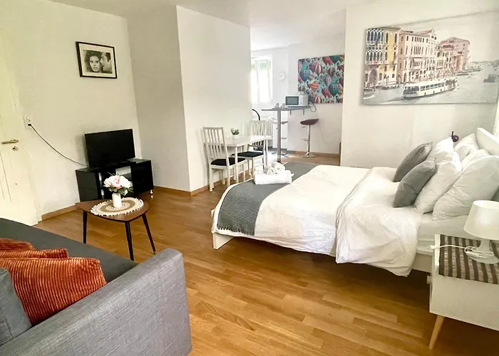 5 Minutes A Pied De La Gare Apartment *